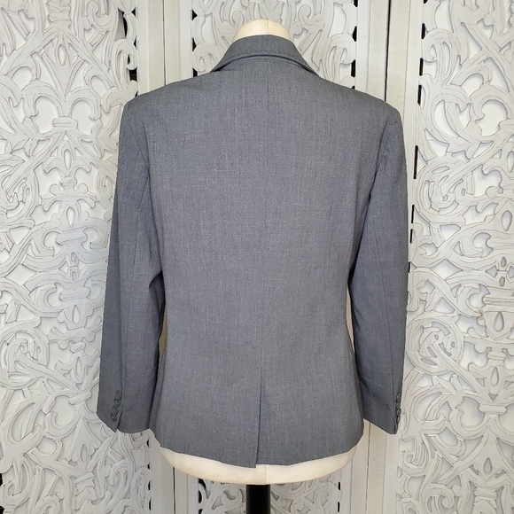 New York & Company Gray Blazer 16/18 - Picture 6 of 13